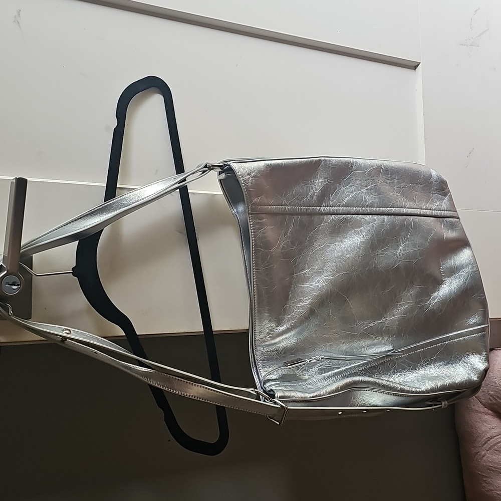 La Festin Silver Shoulder Bag